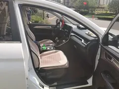 2021 Haval M6 Plus 1.5T MT Elite, белый — фото 8