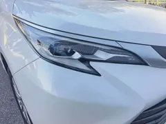 2021 Toyota Sienna 2.5L Hybrid Premium, белый — фото 6
