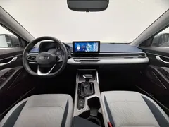 2022 Geely Emgrand 4th Gen 1.5L CVT Flagship — фото 5