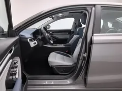 2022 Geely Emgrand 4th Gen 1.5L CVT Flagship — фото 10