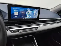 2022 Geely Emgrand 4th Gen 1.5L CVT Flagship — фото 12