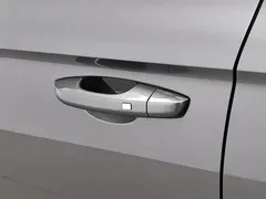 2022 Geely Emgrand 4th Gen 1.5L CVT Flagship — фото 18