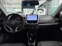2022 Toyota Yaris L Zhixuan 1.5L CVT Luxury Plus, белый — фото 9