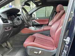 2022 BMW X6, чёрный — фото 15