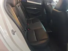 2020 Mazda 3 2.0L AT, белый — фото 11