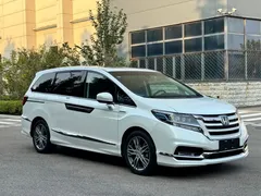 2019 Honda Elysion 2.0L Hybrid Luxury, белый — фото 3