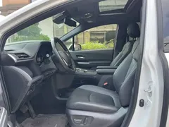 2021 Toyota Sienna 2.5L Hybrid Premium, белый — фото 5