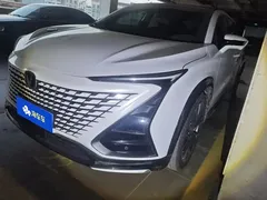 2023 Changan UNI-T 2nd Gen 1.5T Premium, белый — фото 1
