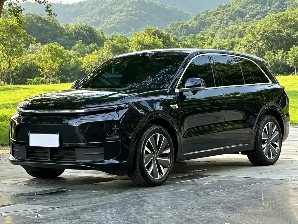 2025 Li Auto L6