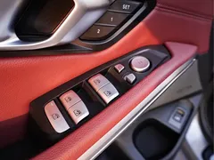 2023 BMW 3 Series 330Li M Sport Night Package — фото 9