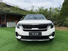 2021 Kia Seltos 1.5L CVT Trend, белый — фото 2