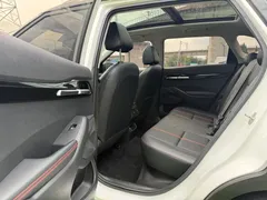 2021 Kia Seltos 1.5L CVT Trend, белый — фото 9