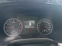 2021 Kia Seltos 1.5L CVT Trend, белый — фото 11