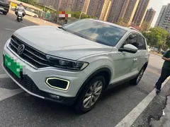 2022 Volkswagen T-Roc 280TSI DSG 2WD Elite Plus, белый — фото 1
