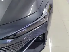 2023 Changan UNI-V 1.5T Premium — фото 5