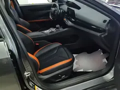 2023 Changan UNI-V 1.5T Premium — фото 8