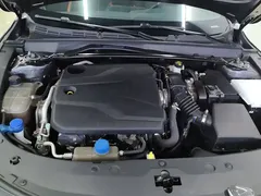 2023 Changan UNI-V 1.5T Premium — фото 10