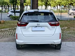 2021 Honda Fit 1.5L CVT, белый — фото 16