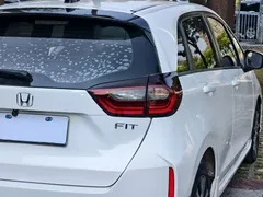 2021 Honda Fit 1.5L CVT, белый — фото 18