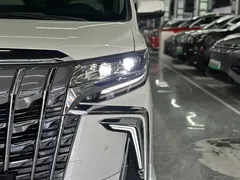 2021 Toyota Alphard Hybrid 2.5L Premium, белый — фото 5