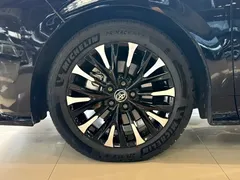 2024 Toyota Alphard 2.5L Hybrid Premium, чёрный — фото 27