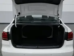 2019 Volkswagen Lavida Qihang 1.5L MT Fashion China VI, белый — фото 16