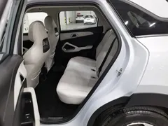 2024 BYD Yuan UP 401km Leading, белый — фото 15