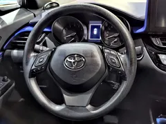 2020 Toyota C-HR 2.0L — фото 10