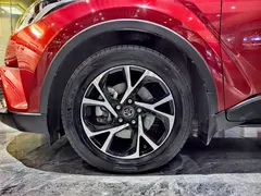 2020 Toyota C-HR 2.0L — фото 13