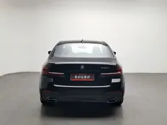 2022 BMW 5 Series 525i M Sport Package, чёрный — фото 4