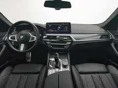 2022 BMW 5 Series 525i M Sport Package, чёрный — фото 5
