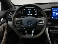 2024 BYD Qin PLUS Honor DM-i PHEV 55km Leading, белый — фото 11