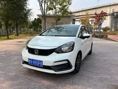 2021 Honda Fit 1.5L CVT, белый — фото 1
