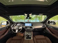 2022 BMW X6, чёрный — фото 13