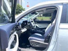 2022 Geely Monjaro 1.5T Hi F Hybrid Super — фото 8
