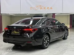 2023 Toyota Avalon Hybrid 2.5L Luxury, чёрный — фото 5