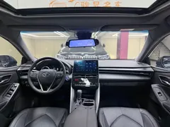 2023 Toyota Avalon Hybrid 2.5L Luxury, чёрный — фото 22