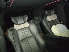 2020 Lexus LM 300h 7-seat, чёрный — фото 7