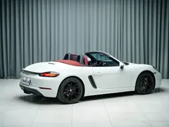 2020 Porsche 718 Boxster 2.0T, белый — фото 9
