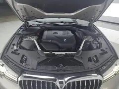 2023 BMW 5 Series 530Li Leading Luxury Package — фото 10