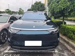 2025 Aito M8 EREV Ultra 53.4kWh 5-seat 192-line LiDAR, чёрный — фото 2