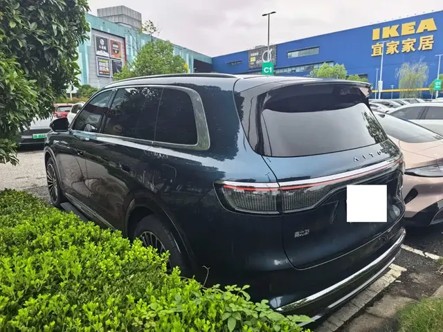 2025 Aito M8 EREV Ultra 53.4kWh 5-seat 192-line LiDAR