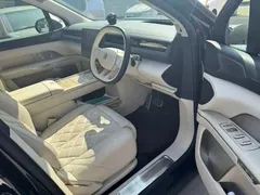 2026 Nio ES8 6-seat Executive Luxury, чёрный — фото 8