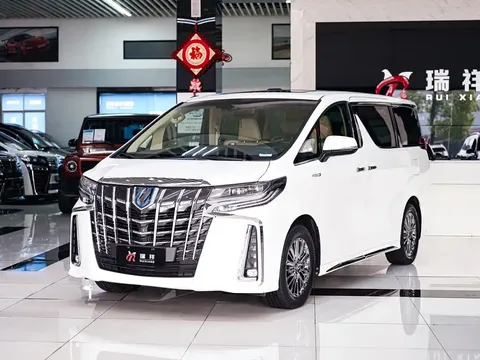 2021 Toyota Alphard Hybrid 2.5L Premium