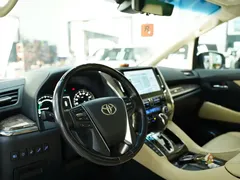2021 Toyota Alphard Hybrid 2.5L Premium, белый — фото 5