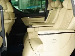 2021 Toyota Alphard Hybrid 2.5L Premium, белый — фото 11