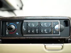 2021 Toyota Alphard Hybrid 2.5L Premium, белый — фото 14