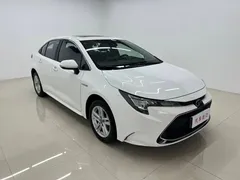 2022 Toyota Levin Hybrid 1.8H E-CVT Luxury, белый — фото 3