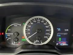 2022 Toyota Levin Hybrid 1.8H E-CVT Luxury, белый — фото 11