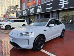 2025 Aito M5 EREV Ultra 4WD — фото 2